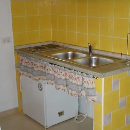 Nera Appartement *