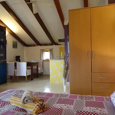 Apartment Studio Nera