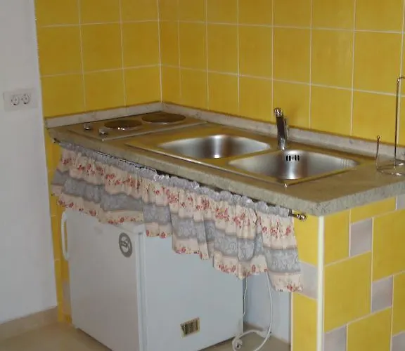 Nera Διαμέρισμα *